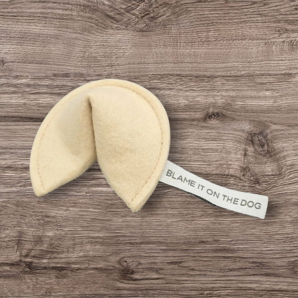 Wool fortune cookie for cats